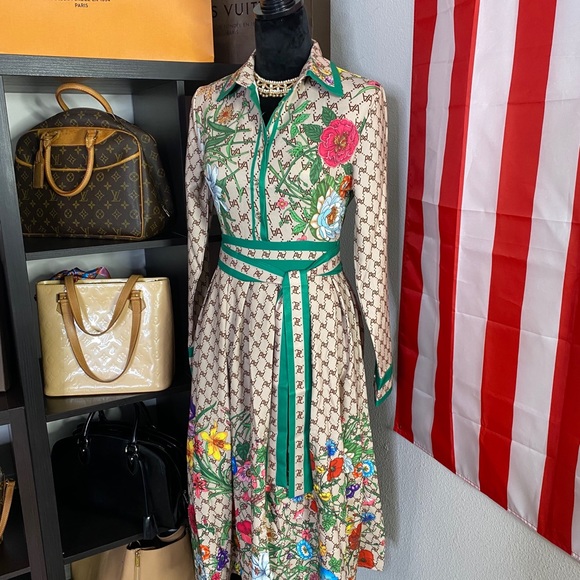 Beautiful Floral Dress - Picture 10 of 11